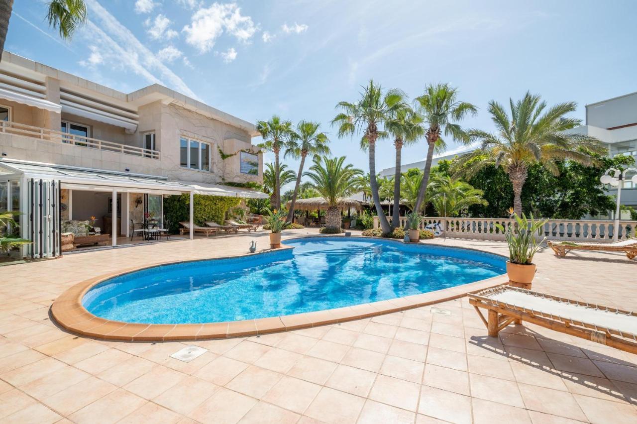Villa Quesada Пагера Екстериор снимка
